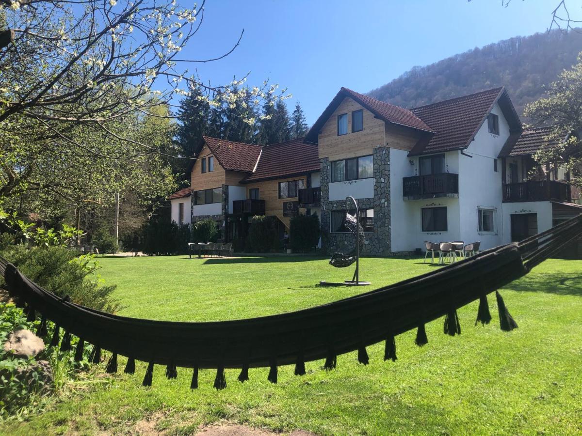 Garden Retreat (Adults Only) Hotel Bran  Eksteriør billede